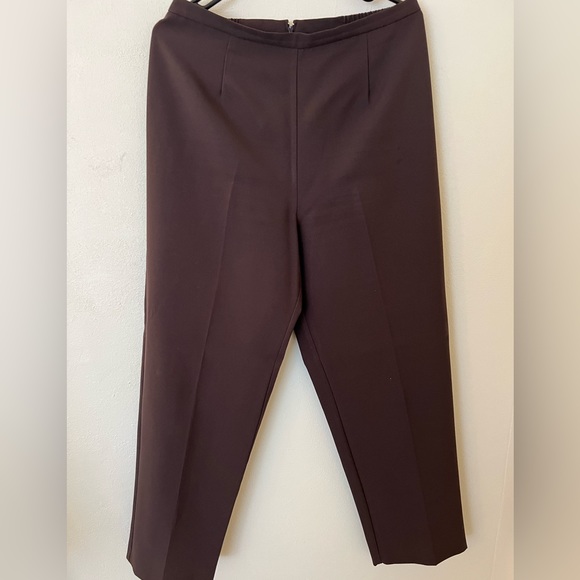 Dark brown Cocoa suit with leopard print top in size 12. - Picture 4 of 6